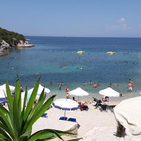 Garden Vila Ermali Ksamil Dış mekan fotoğraf