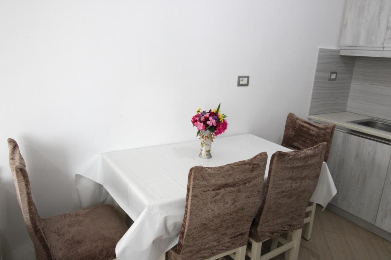 Garden Vila Ermali Ksamil Dış mekan fotoğraf