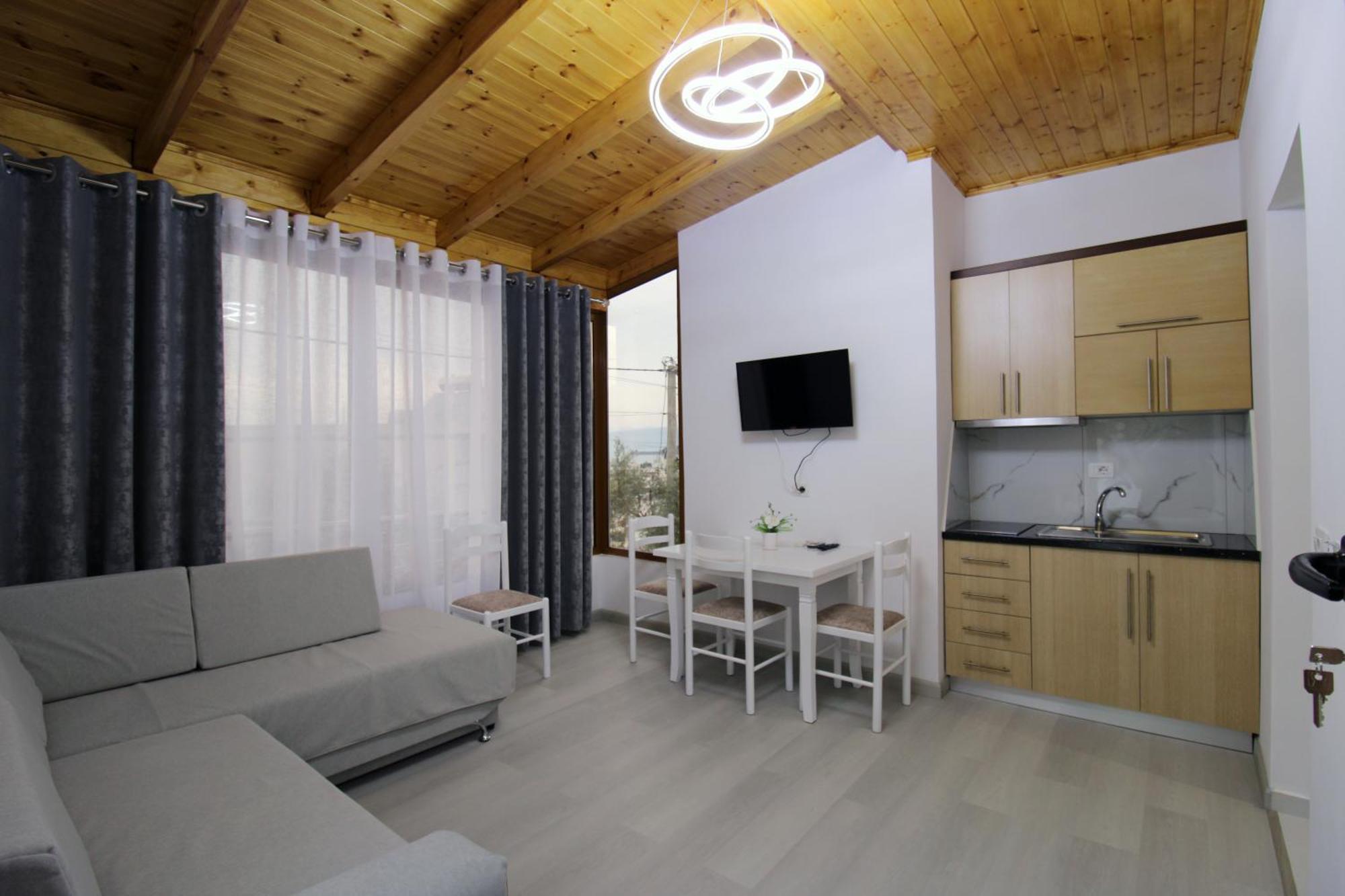 Garden Vila Ermali Ksamil Dış mekan fotoğraf
